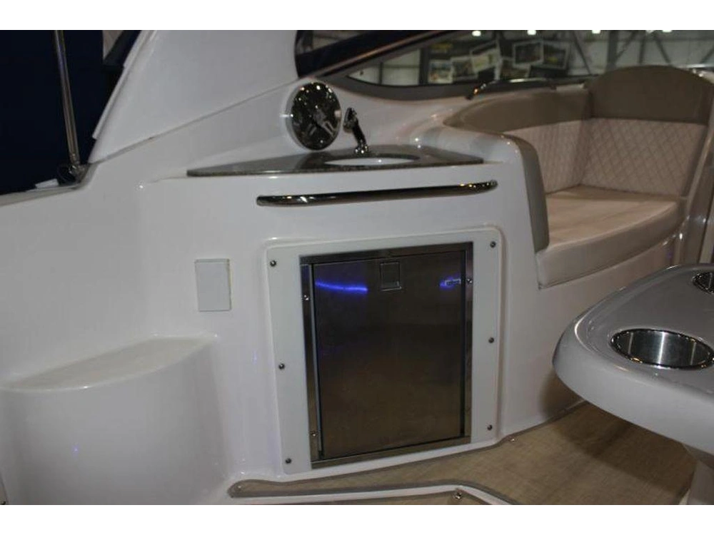 Chaparral 290 Signature 2016 alt