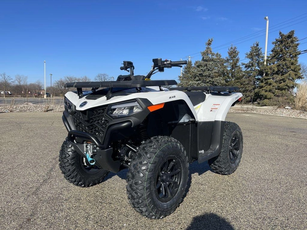 2026 Cfmoto Cforce 500 alt