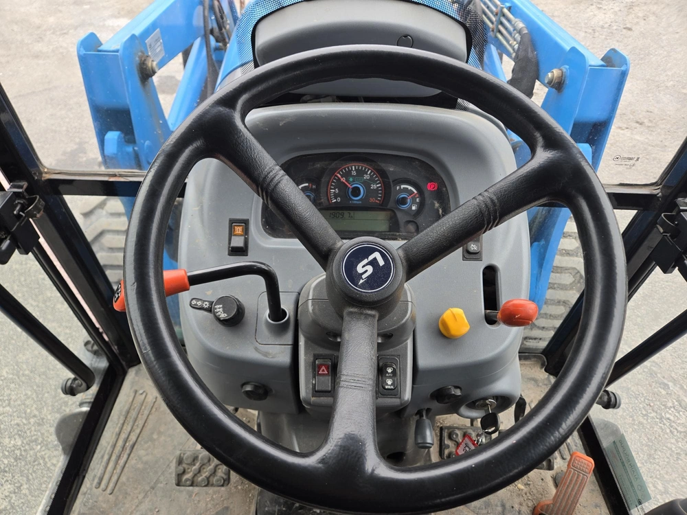 Ls Tractor Xr4046 2014 alt