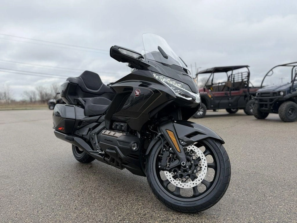 2026 Honda Gold Wing Tour alt