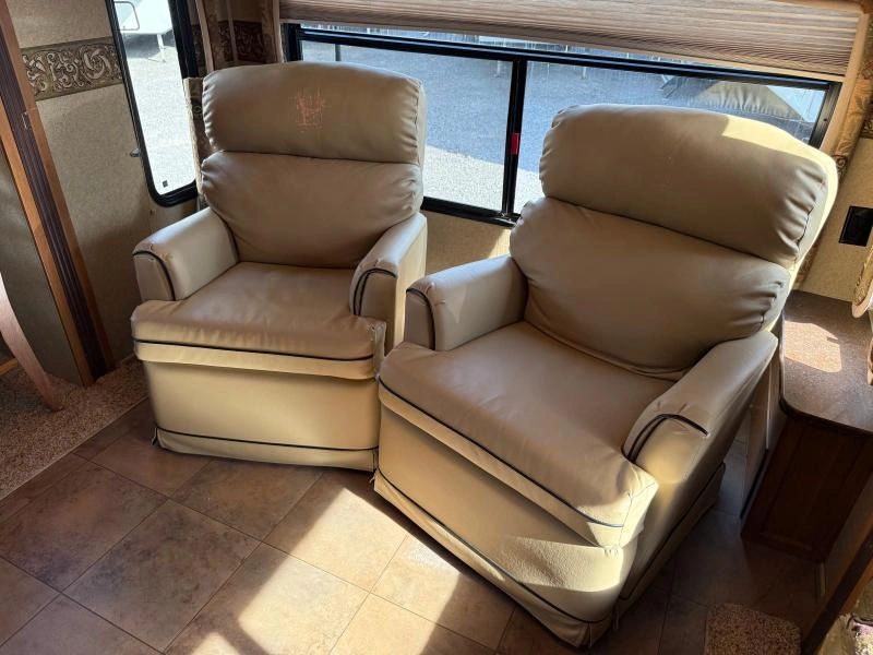 Crossroads Cruiser 30es 2012 alt
