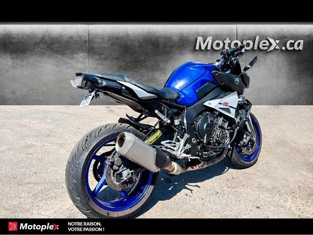 2021 Yamaha Mt10 alt