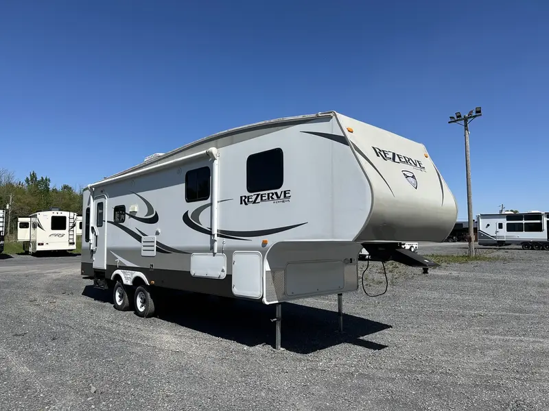 2015 Crossroads RV RFZ27CK FW-REZERVE thumbnail 3