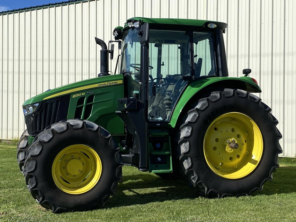 2025 John Deere 6120m alt