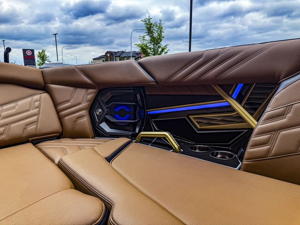 2026 Tige Boats Ultre 25zx alt