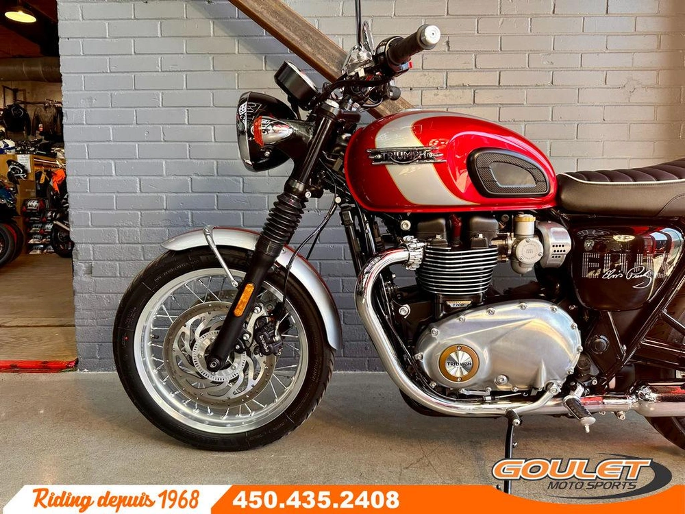 Triumph Bonneville T120 Elvis Presley 2025 alt