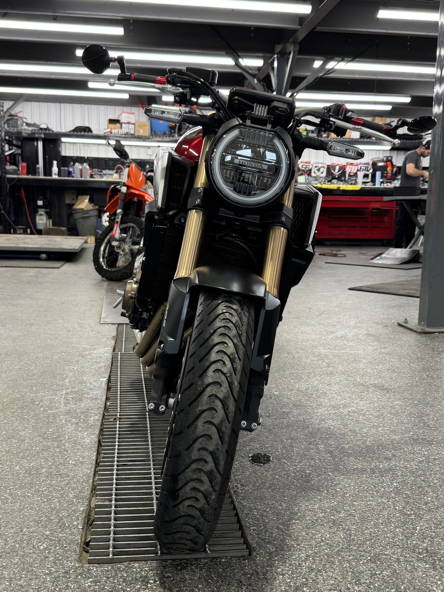 2020 Honda CB650R thumbnail 7