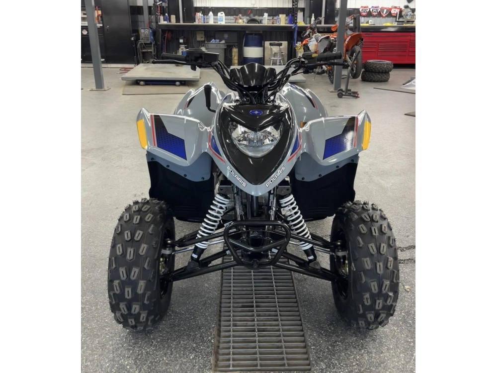 2026 Polaris Phoenix 200 alt