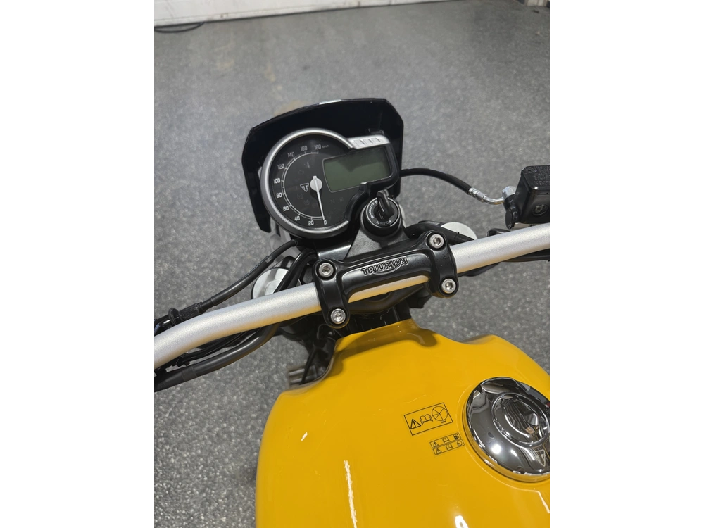 2027 Triumph Tracker 400 Jaune alt