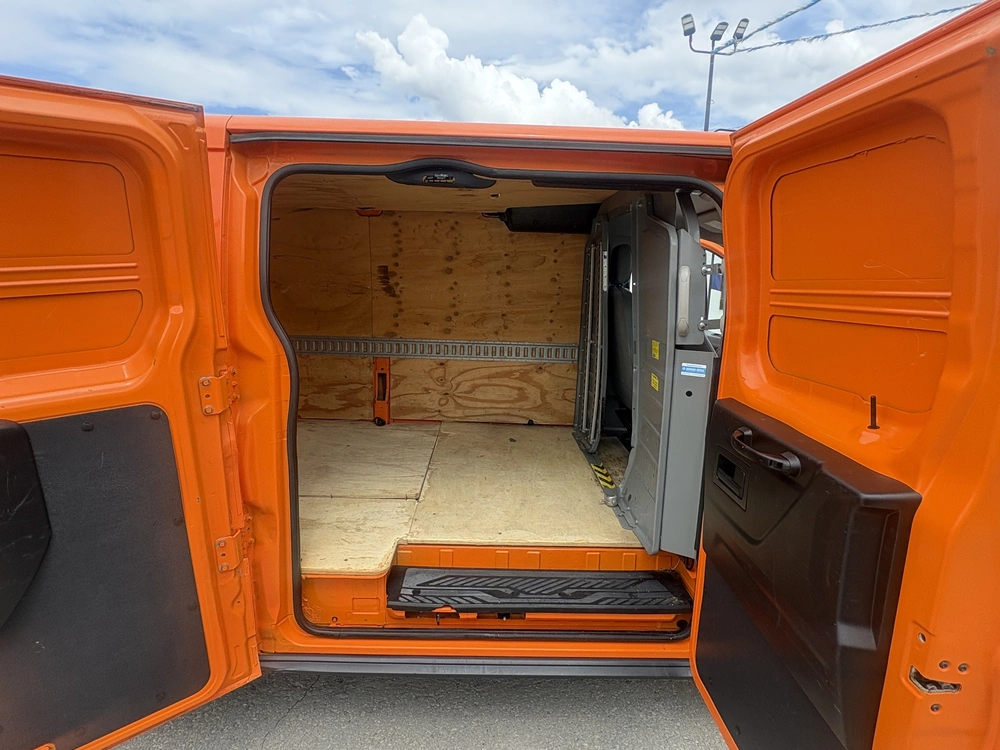 2017 Ford Transit T-150 Cargo Van alt