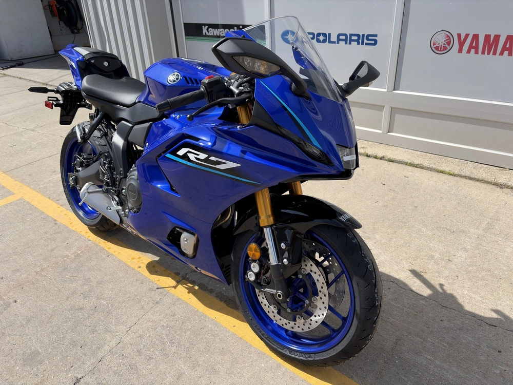 Yamaha Yzf-r7 2026 alt