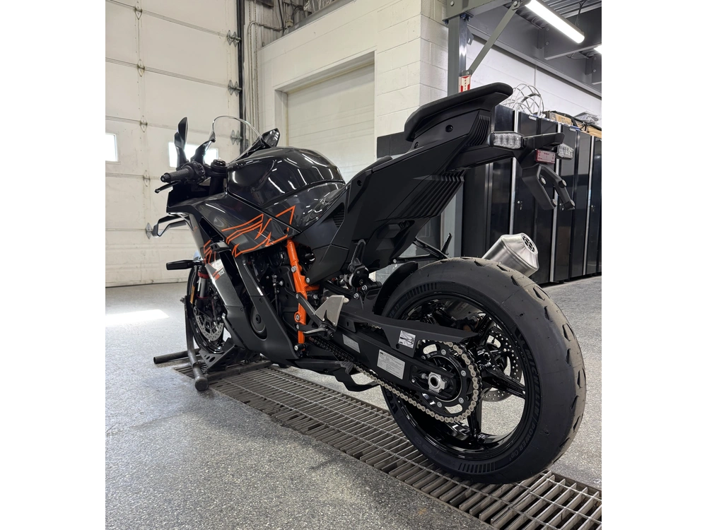 2026 Ktm 990 Rc R alt