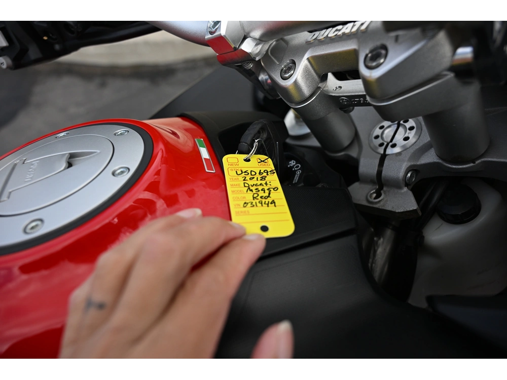 2018 Ducati Multistrada 950 alt