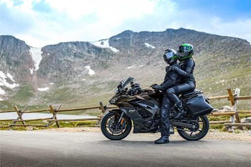 2026 Kawasaki NINJA 1100 SX thumbnail 4