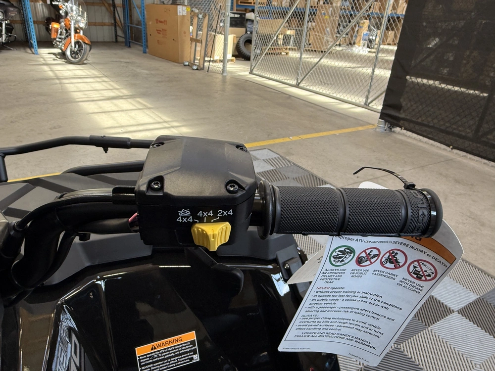 2026 Polaris Sportsman 570 Trail Onyx Black alt