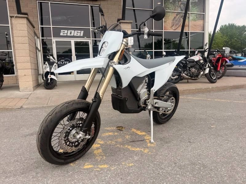 2026 Stark Future Varg Sm 80hp alt