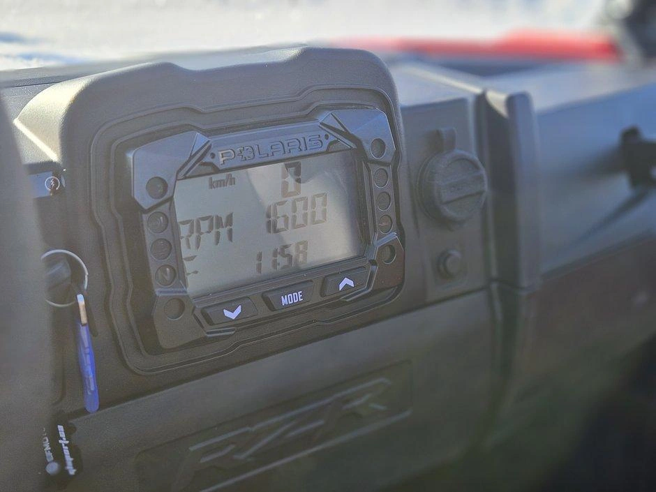 Polaris Rzr 200 Efi 2026 alt