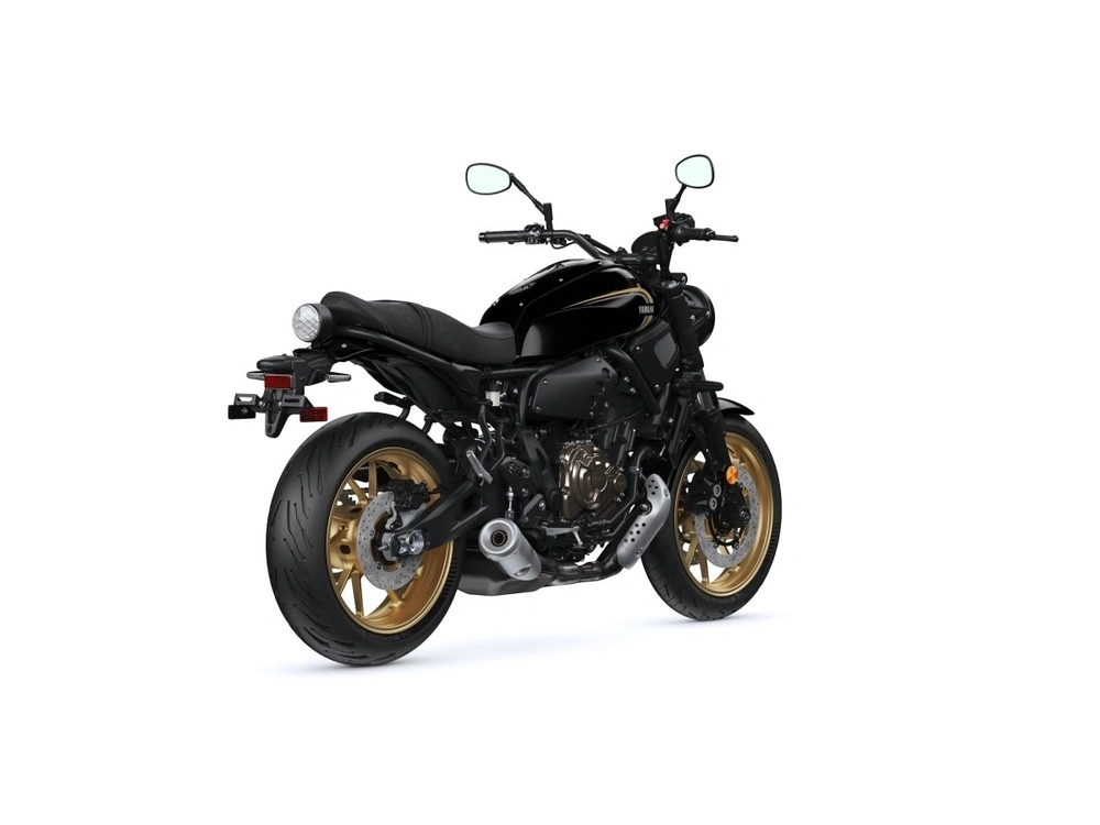 2026 Yamaha Xsr700 alt