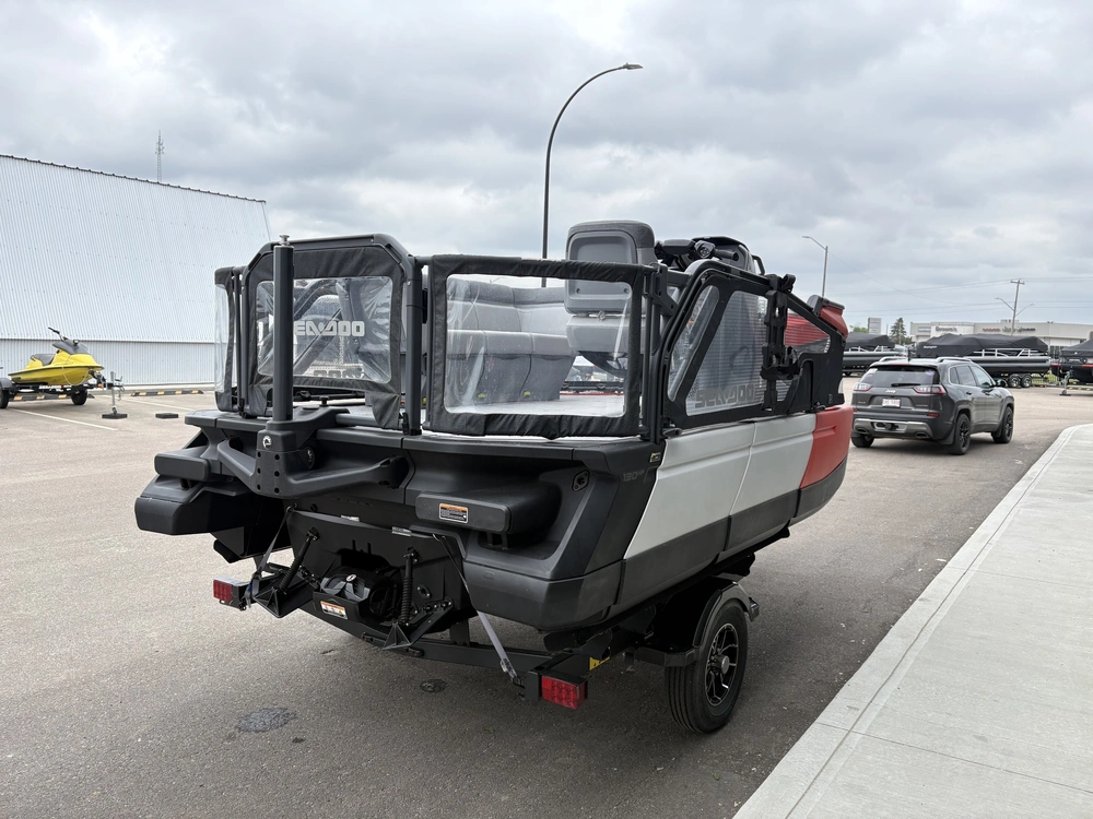 2024 Sea-doo Switch® Compact - 130 Hp alt