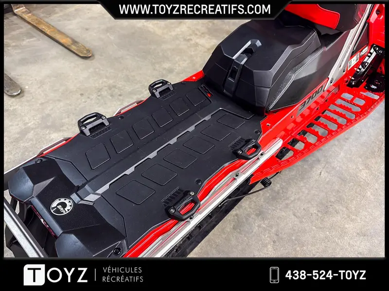 Lynx XTERRAIN RE 900 ACE TURBO R 180 HP TRÈS BAS MILLAGE 2023