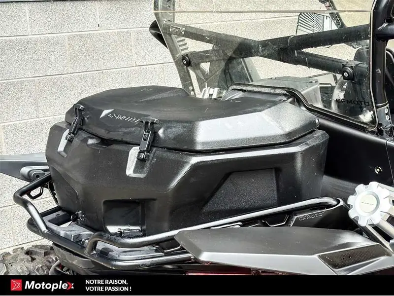 2022 CFMOTO ZFORCE 950