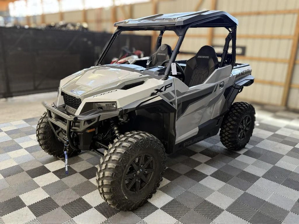 2026 Polaris General Xp 1000 Sport Ghost Gray Sport alt