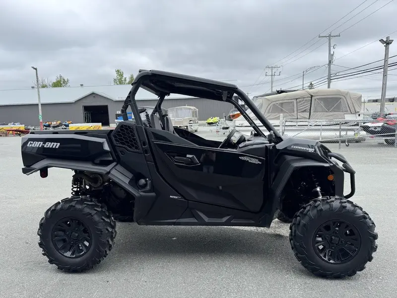 2025 Can-Am Commander XT 1000R