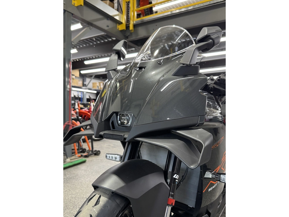 2026 Ktm 990 Rc R alt