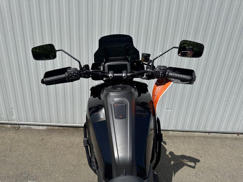 2023 Harley-Davidson RA1250S - Pan America™ 1250 Special thumbnail 13