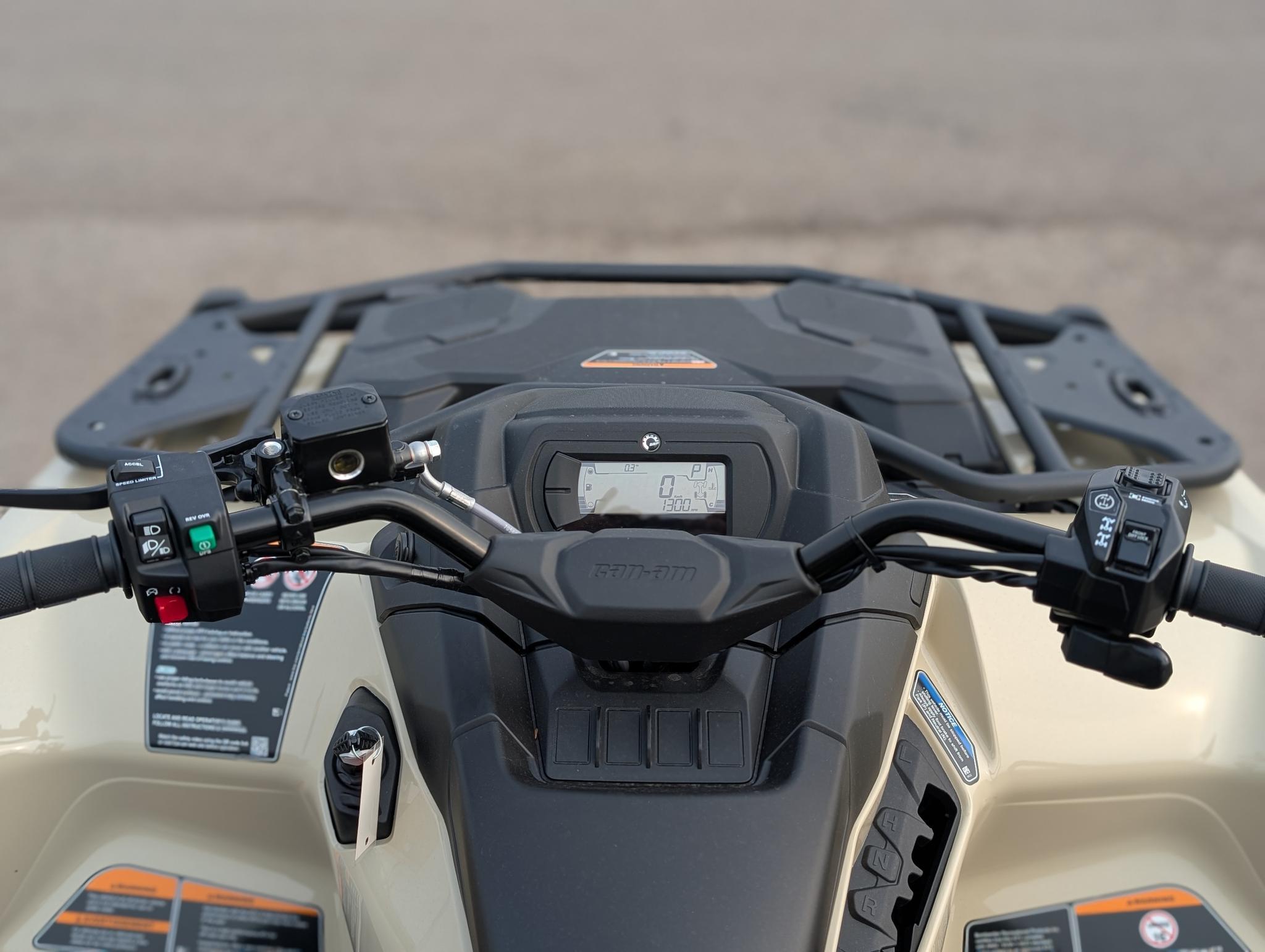 2026 Can-Am Outlander Pro XU HD7 - Desert Tan thumbnail 11