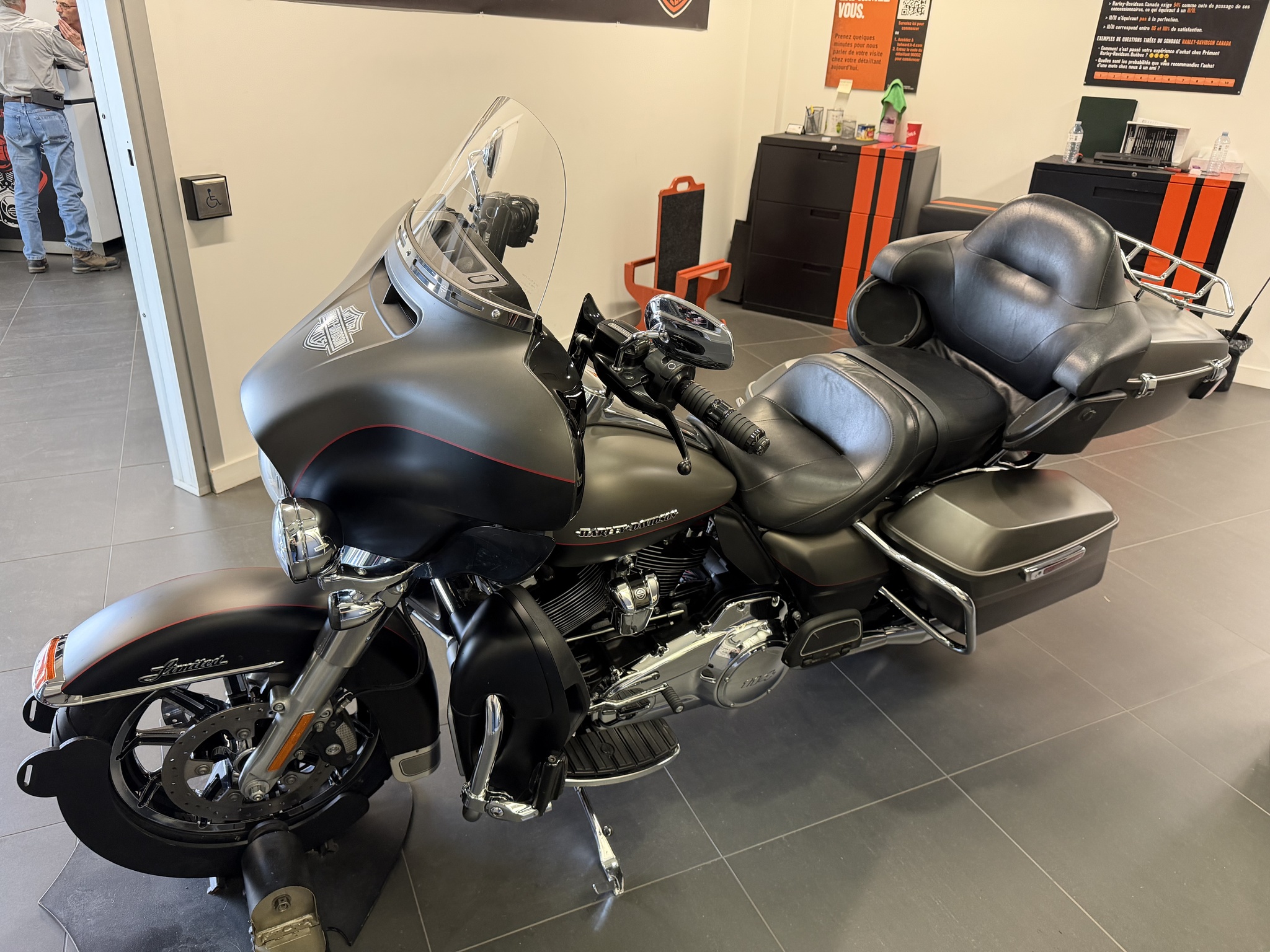 2019 Harley-Davidson ELECTRA GLIDE ULTRA LIMITED FLHTK thumbnail 4
