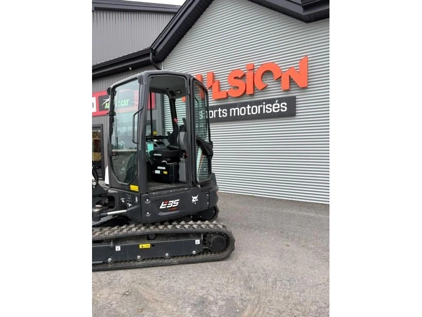 Bobcat E35 2025 alt