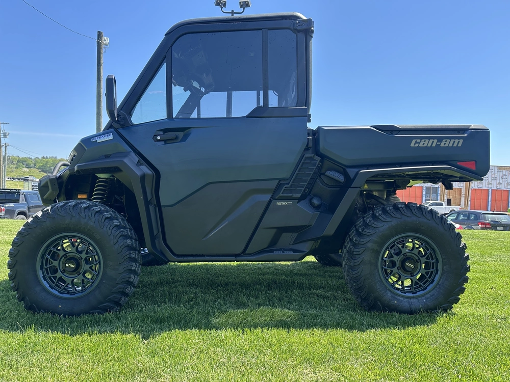 2026 Can-am Defender Ltd Hd11 alt