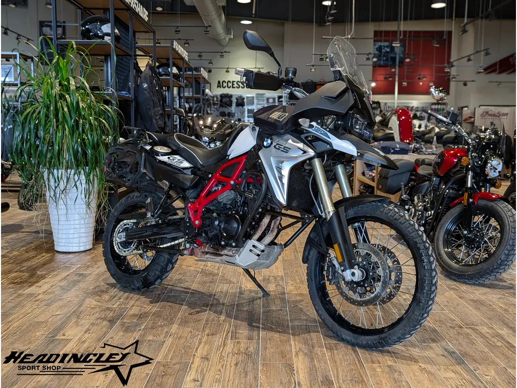 2017 BMW F 800 GS // Light White