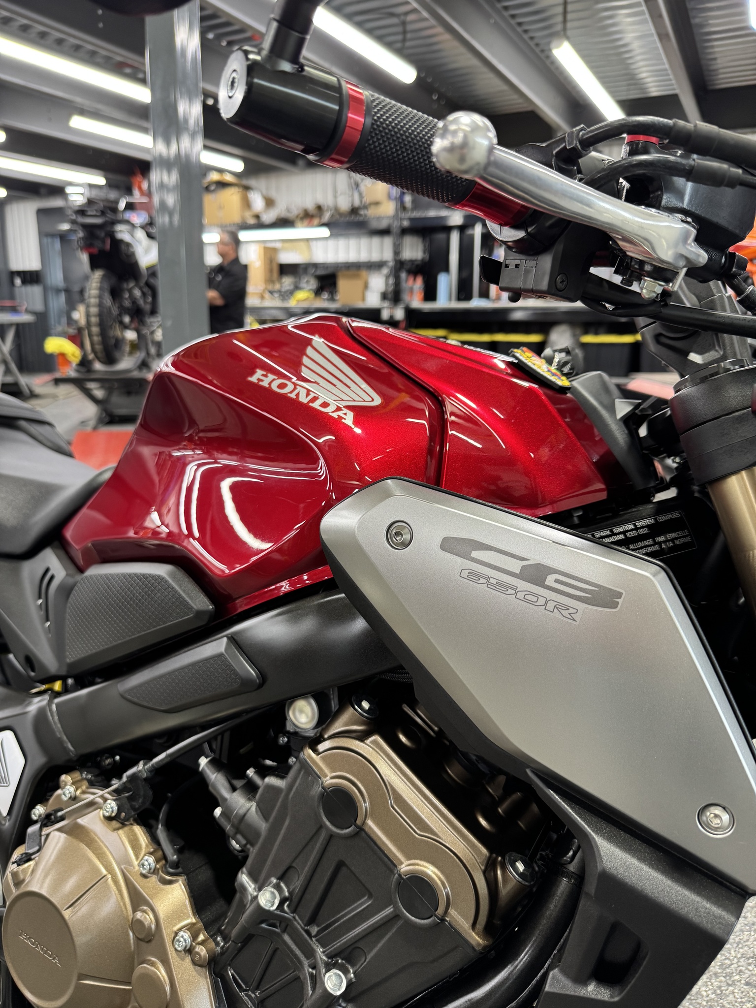 2020 Honda CB650R thumbnail 10