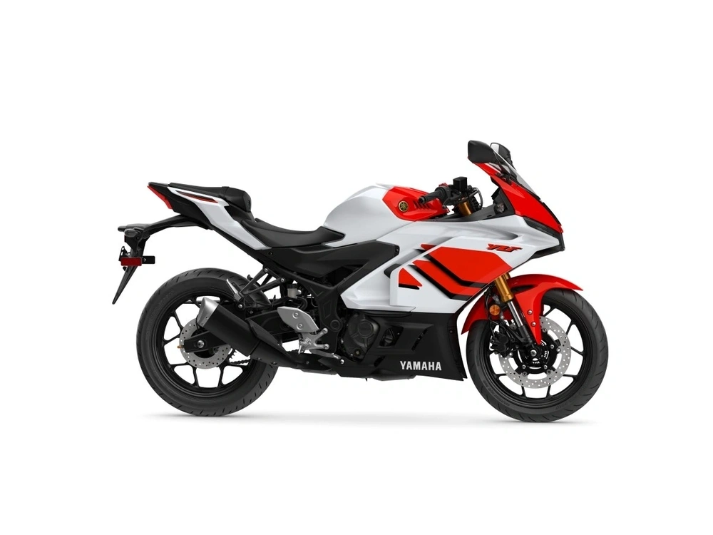 2026 Yamaha Yzf-r3 70th Anniversary Edition alt