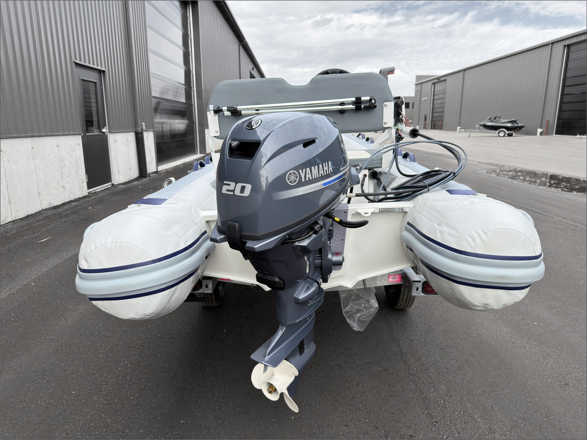 2023 Highfield CL360