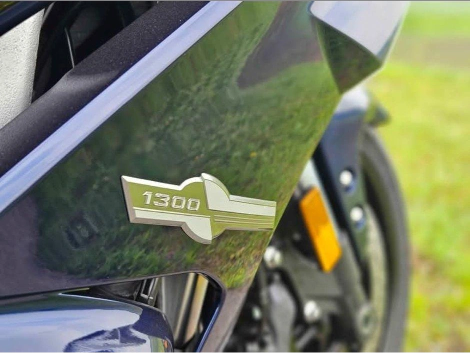 2026 Yamaha Fjr1300es alt