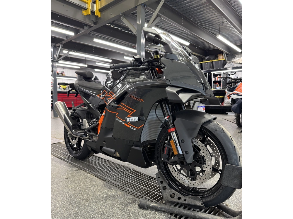 2026 Ktm 990 Rc R alt