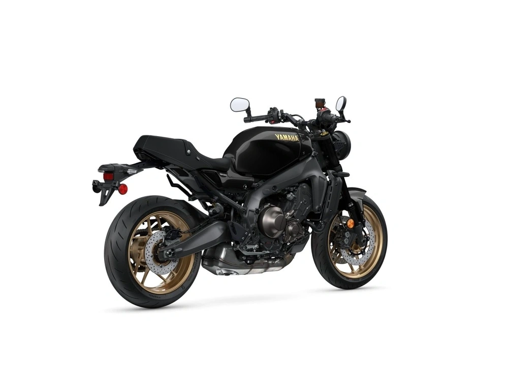 2026 Yamaha Xsr900 alt