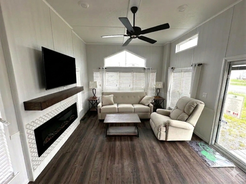 2025 Woodland Park Tc303c alt