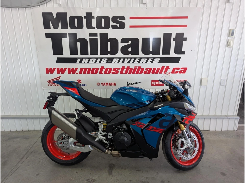 2027 Aprilia Rsv4 alt