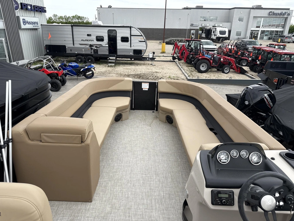 2025 Lowe Boats Ls230 Tritoon Pontoon alt