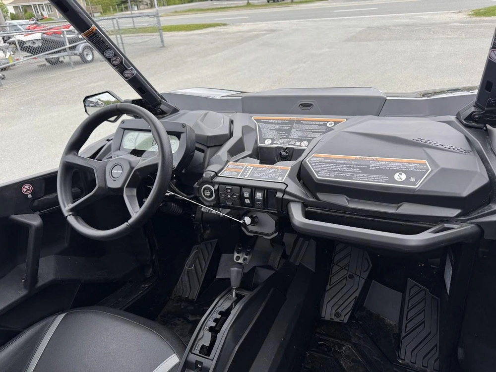 2025 Can-am Commander Xt 1000r alt