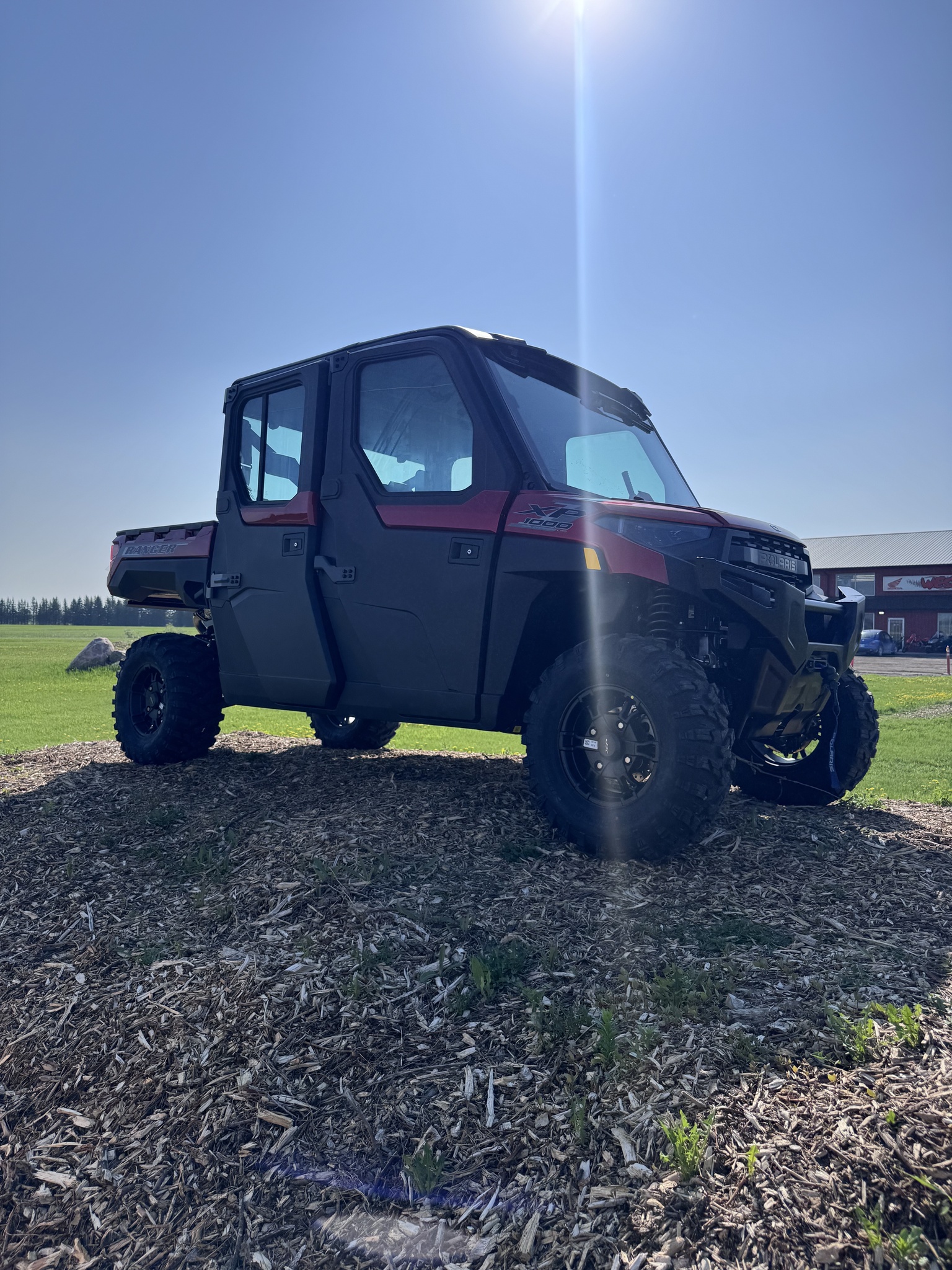 2026 Polaris Ranger Crew XP 1000 NS Prem - SS Red thumbnail 3
