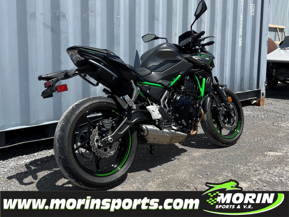Kawasaki Z650 2023 alt