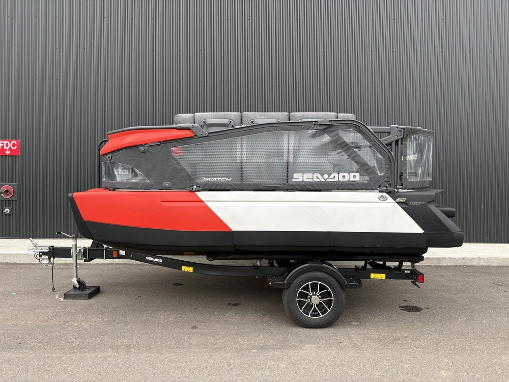 2024 Sea-doo Switch® Compact - 130 Hp alt