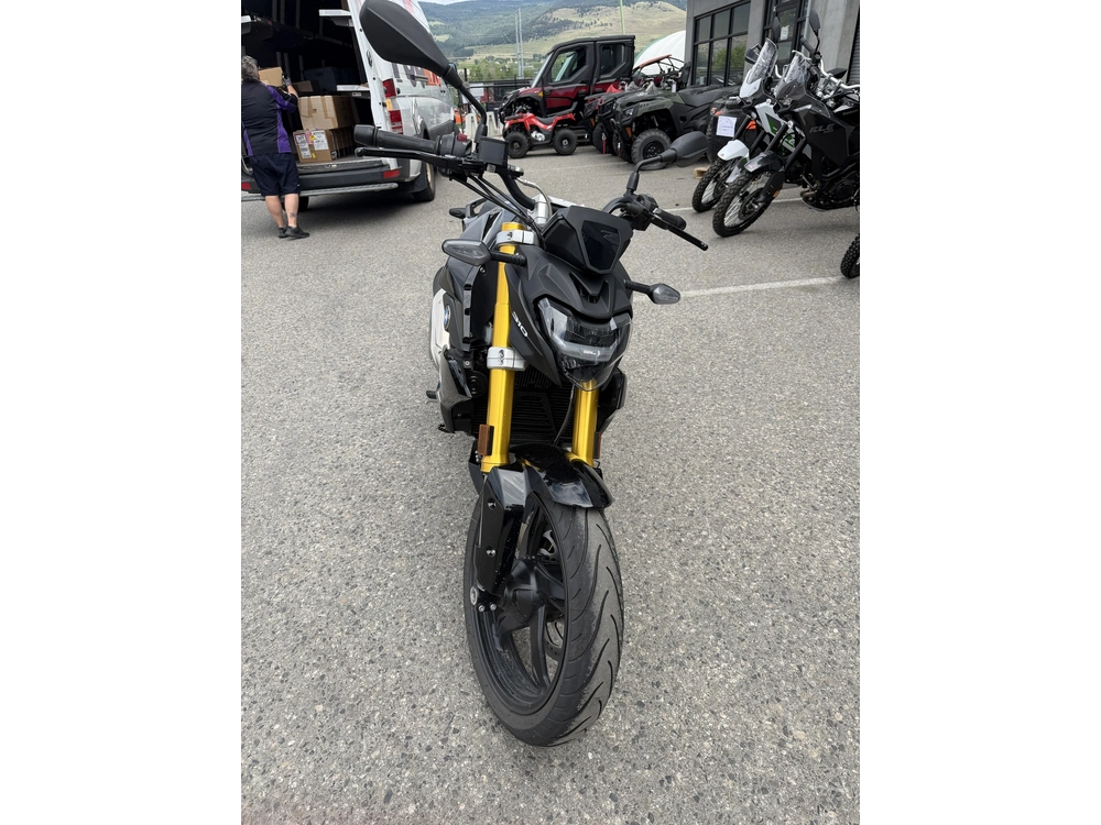 2022 Bmw G310r alt
