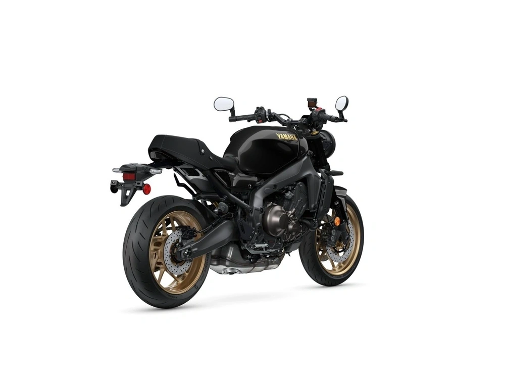 2026 Yamaha Xsr900 alt