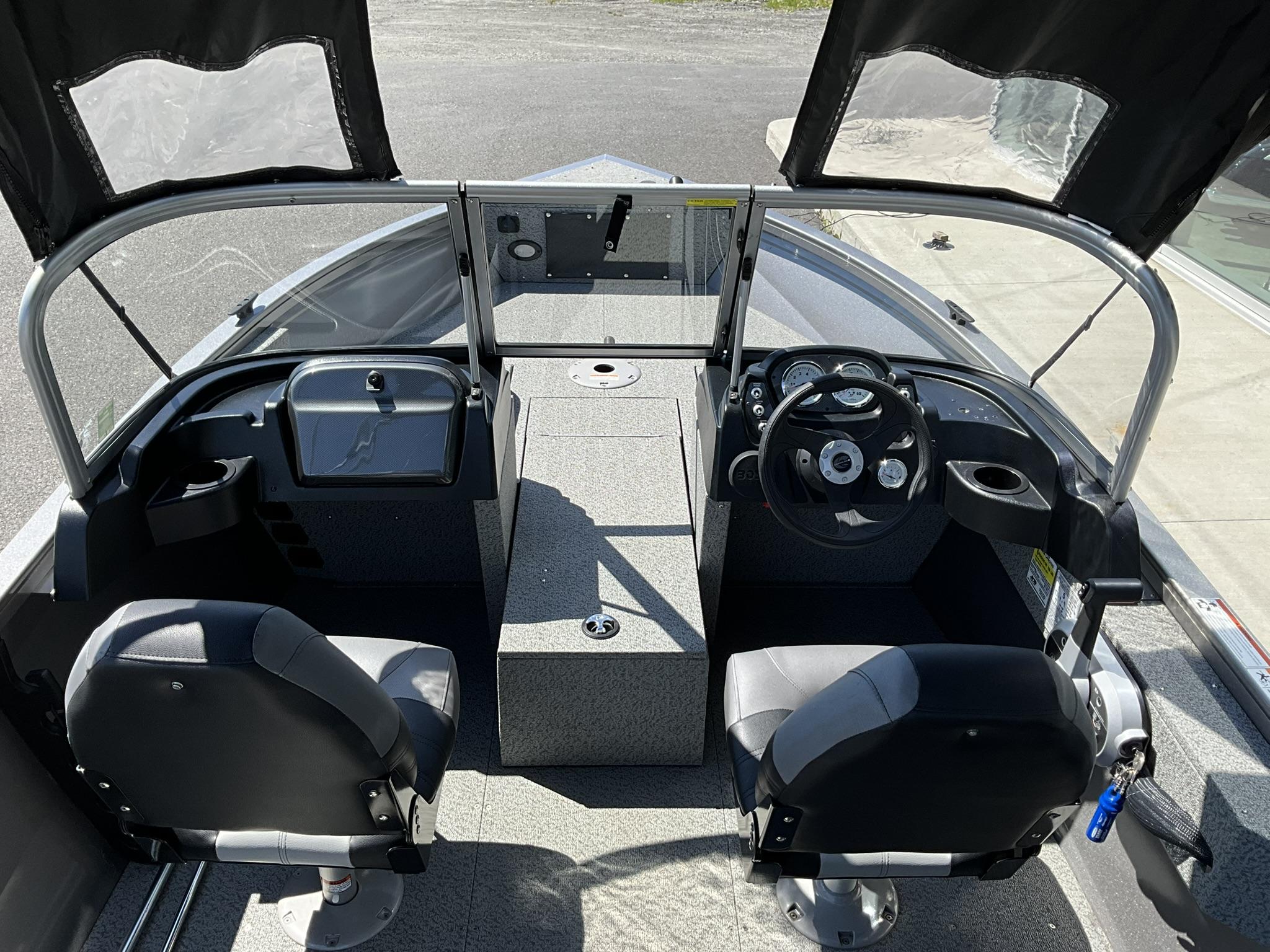 2021 Crestliner Vision 1700 thumbnail 9